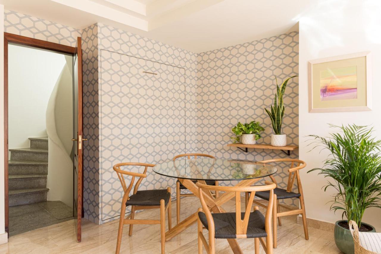 Puerta Catedral Apartments Sevilla Dış mekan fotoğraf