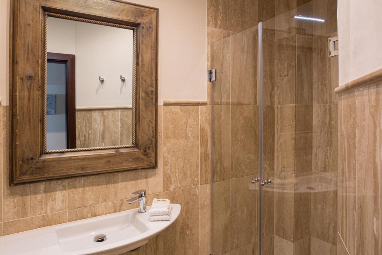 Puerta Catedral Apartments Sevilla Dış mekan fotoğraf
